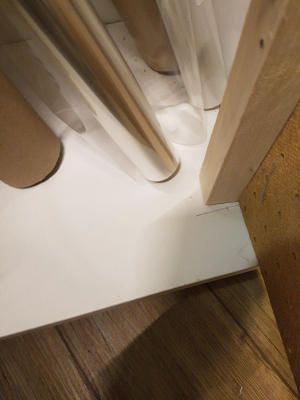 placement de la porte panneau perforé