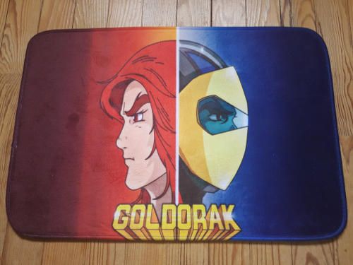 Plug & Borne - tapis goldorak